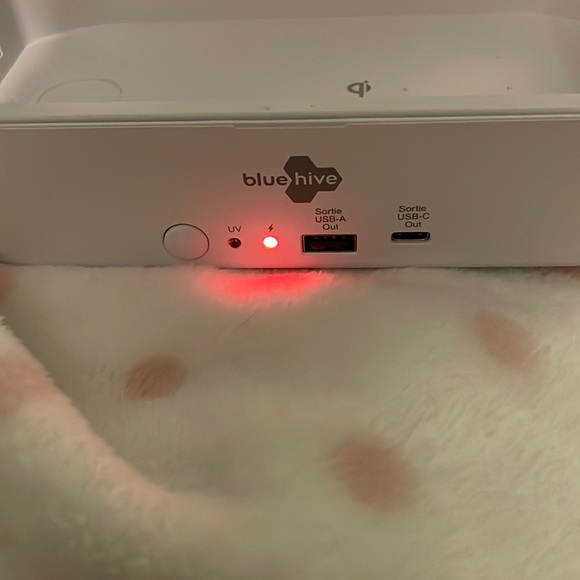 Blue hive UV phone sanitizer - Picture 3 of 6